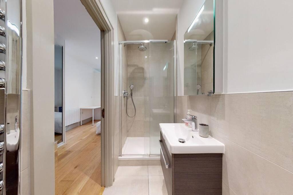 London Stadium Apartment Bagian luar foto